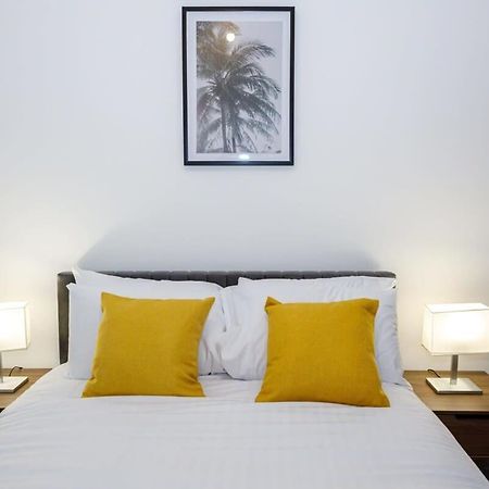 Contemporary 1 Bed Apartment Central Bolton Buitenkant foto