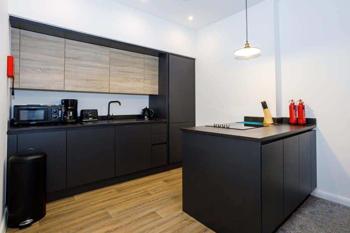Contemporary 1 Bed Apartment Central Bolton Buitenkant foto